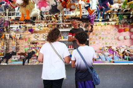 La gran majoria dels actuals firaires han adquirit els negocis per descendència familiar.