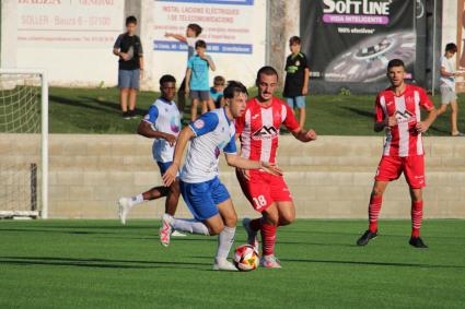 Un acció de l'intens partit viscut a Can Maiol