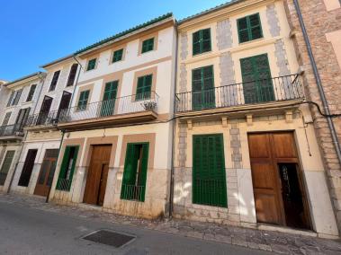 Petits pisos per casals