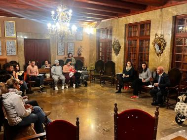 Les famílies afectades proposen solucions per a les places d’escoleta