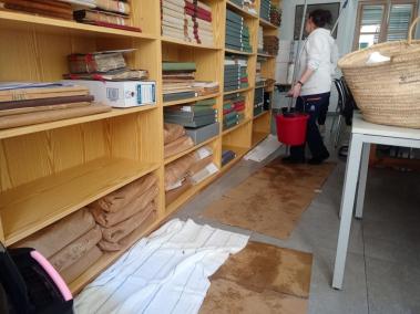 L'aigua ha afectat les sales de consulta de l'arxiu.