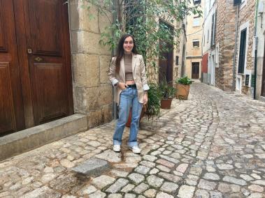 Marta Bejarano López és l’encarregada de retratar el pròxim fill il·lustre de Sóller, Albert Hauf.