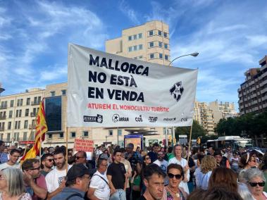 Imatge de la pancarta de l'esquerra independentista de Mallorca.