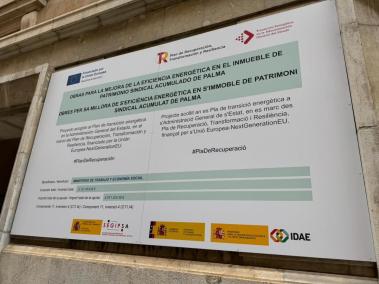 Imatge del polèmic rètol escrit amb article salat i difós per l'ASM.