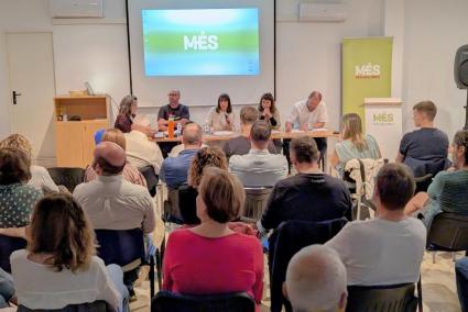 Imatge de l'Assemblea Municipalista de MÉS per Mallorca celebrada aquest dissabte a Llubí.