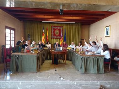 L'oposició ha votat en contra de la pujada de fems.