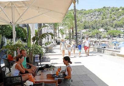 GEORGE'S PORT DE SOLLER