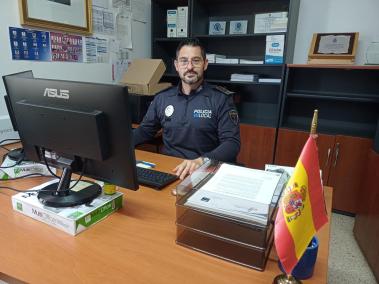 El nou cap de policia, Miquel Quetglas, al seu despatx ubicat a la planta baixa de l’Ajuntament.