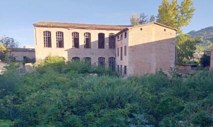 Estat actual de la Fàbrica Nova.