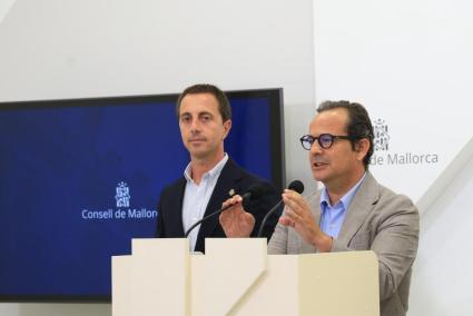 Galmés i Fuster en una roda de premsa del Consell de Mallorca.