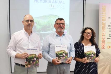 D'esquerra a dreta: Antoni Parets, director de comunicació i projectes de Projecte Home Balears, Jesús Mullor, president executiu de Projecte Home Balears i Gisela López, directora de Projecte Jove.