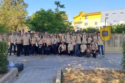 La banda de música de Sóller a l'arribada a Riola.