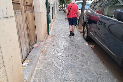Un exemple de publicitat al carrer de sa Mar.