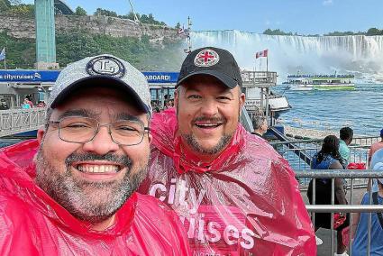 Juanjo y Llorenç a l'inici del seu viatge de dues setmanes pel Canadà.