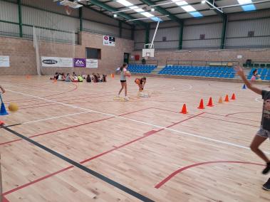 El Joventut Mariana estrena el parquet d'Es Puig