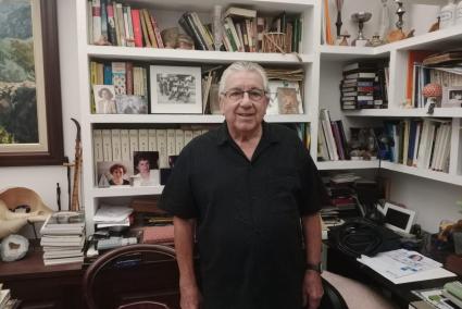 Constantino participa en expedicions anuals on han descobert que hi ha 2.384 fongs a les Illes.