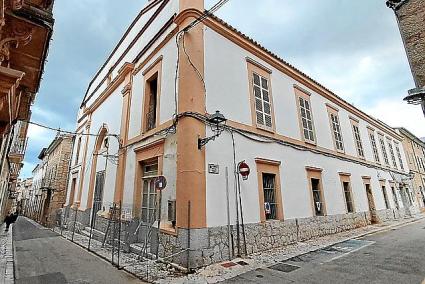 Paralitzada de nou l’adjudicació del projecte del Defensora