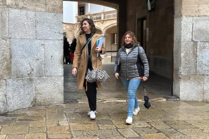 La Fiscalia considera que els fets que es jutjaran no són constitutius de cap delicte i sol·licita la lliure absolució de Caterina Mas.