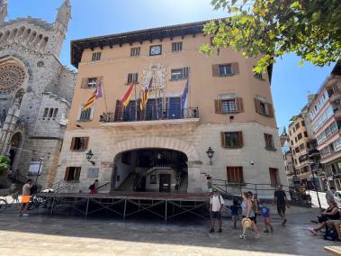 El certificat de resident per viatjar es pot tornar a treure online gratuïtament