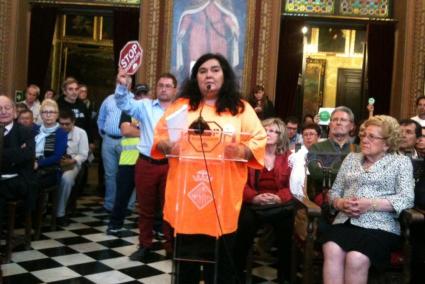 La PAH convoca una concentració per reclamar «la falta de solucions d'emergència habitacional».