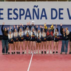 Doblet històric amb dos ors per les infantils i els juvenils del Volei Sóller