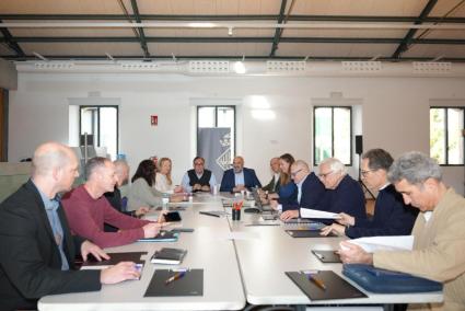 El jurat del concurs s’ha reunit aquest divendres per a realitzar l'obertura de sobres i una primera valoració general.