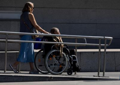 Un total de 3.976 persones a les Illes Balears estaven en la llista d'espera de la dependència.