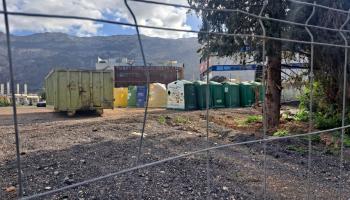 Vista des de la zona residencial del solar on s’ha d’ubicar el punt verd municipal.