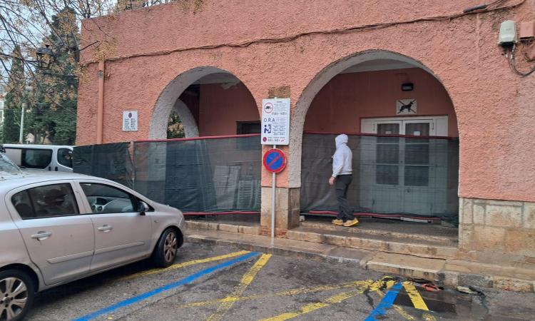 El Mercat amb tanques per les obres.
