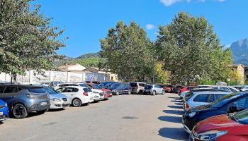 Un grup d’arquitectes posa en entredit cedir Teixidores a l’IBAVI per a fer pisos