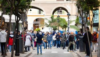 El Parlament rebutja fixar un nombre màxim de turistes