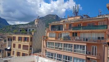 SOLLER. VIVIENDA. SÃ³ller pateix manca dâestoc de pisos de lloguer. Les immobiliÃ ries de la Vall no poden oferir als clients