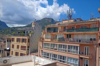 SOLLER. VIVIENDA. SÃ³ller pateix manca dâestoc de pisos de lloguer. Les immobiliÃ ries de la Vall no poden oferir als clients