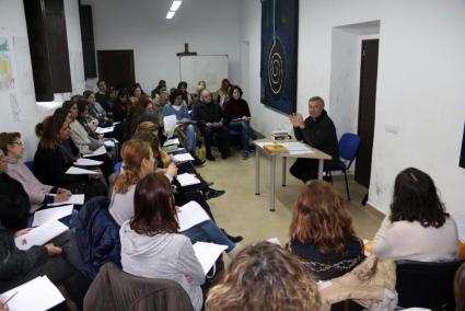 El Bisbe dirigeix una jornada de formació social per a Càritas.