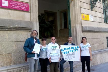 Membres d'Al Molinar Port Petit.