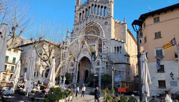 La Parròquia de Sant Bartomeu és la que obté més ingressos.