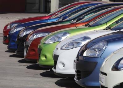 El Govern obre deu expedients sancionadors a empreses de lloguer de cotxes