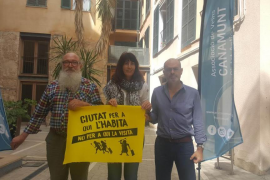 Membres de l'Associació de veïnats de Canamunt-Ciutat Antiga.