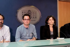 Representants de MÉS per Mallorca, Podem PSIB i MÉS per Menorca han presentat aquest dijous la seva Proposició de llei de regulació de corregudes de toros.