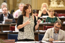 Estudien incorporar deduccions fiscals per a famílies amb fills que estudien fora de les Balears