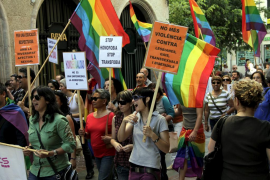 LA ASOCIACION BEN AMICS CONVOCA UNA PROTESTA EN REPULSA POR LA AGRESION DE DOS HOMOSEXUALES