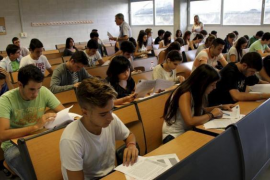 UOB: «Les PAU s’han caracteritzat pel desgavell, la improvisació i els mals resultats»