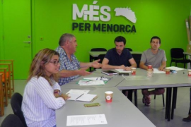 Més per Menorca demana un controlador aeri 24 hores per al transport sanitari urgent