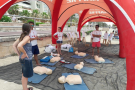 Cort posa en marxa activitats a les platges de Palma per a prevenir els ofegaments