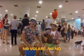 [VÍDEO] La versió 'No Volaré' que triomfa a les xarxes