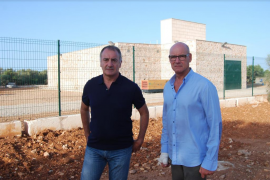 El regidor d’Urbanisme, Jaume Tomàs i el batle de Llucmajor, Bernadí Vives.