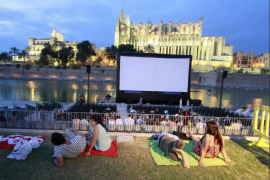 Torna el Cinema a la fresca al Parc de la Mar