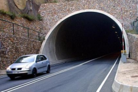 Rovira (PP), ha valorat com «una mesura molt positiva i prudent» la decisió judicial de mantenir la suspensió del rescat del Túnel de Sóller.