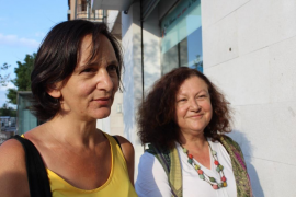 Carolina Bescansa i Mae de la Concha, diputades de Podem.