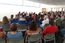 Prop de 200 persones abandonen EUIB «pel segrest de la democràcia interna»